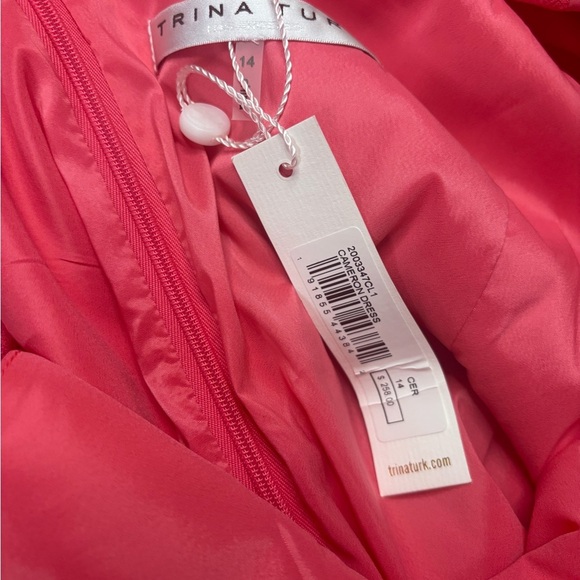 Trina Turk Dress Size 14 Pink Crepe Sheath Ruffle Neck Sleeveless V-Neck New - Picture 5 of 7